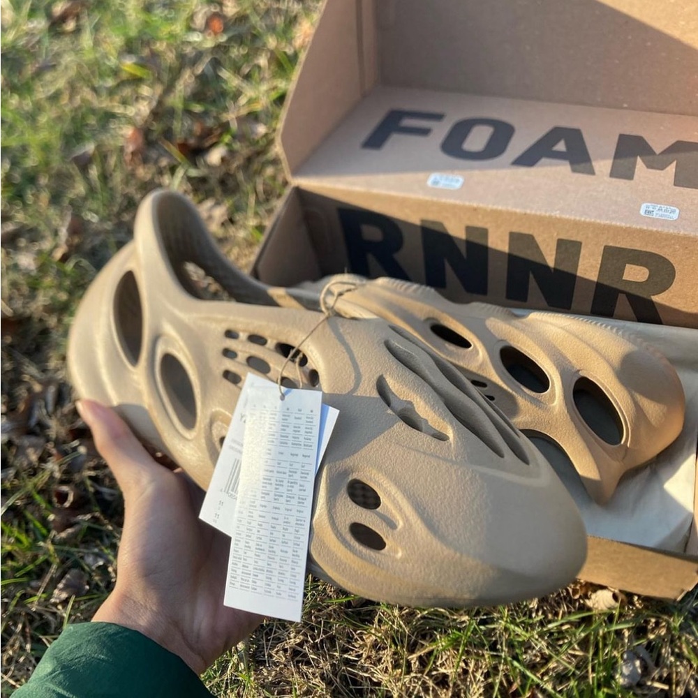 Yeezy Foam Runners ‘Orche’